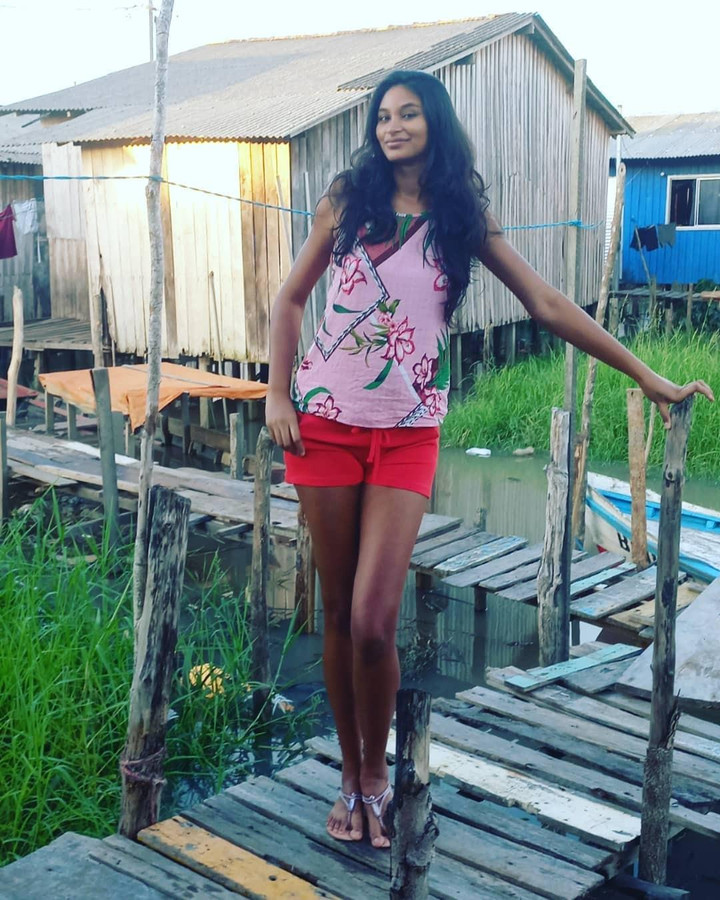 Cô gái từng gây sốc khi 10 tuổi đã cao 1m75: Biến sự bất thường thành lợi thế - 1