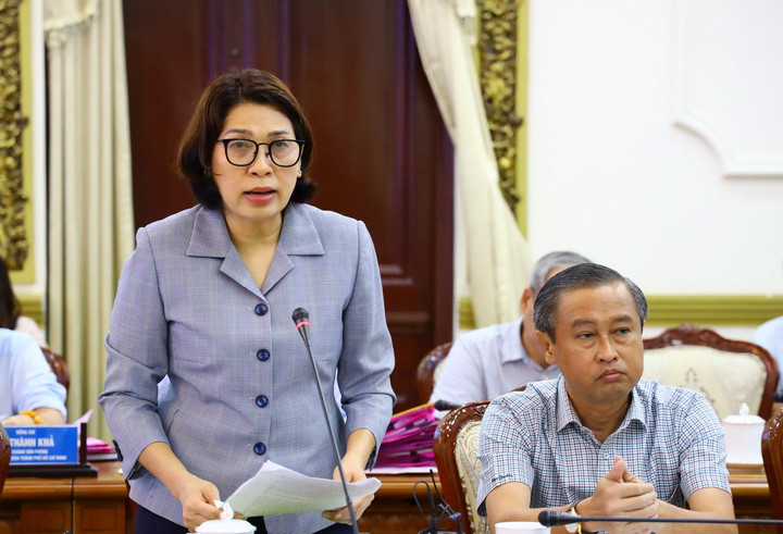 Chủ tịch TP.HCM Phan Văn Mãi: Thủ tục hành chính đang làm ách tắc dòng tiền - 2