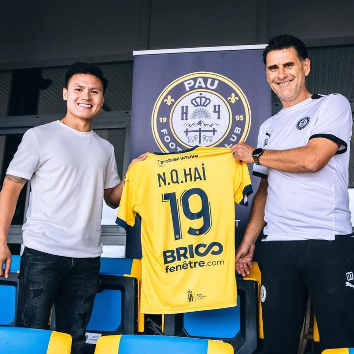 Những hình ảnh đầu tiên của Quang Hải tại Pau FC - 3