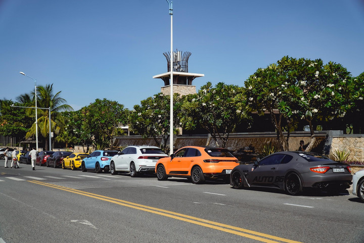 Lamborghini Aventador SV cùng loạt xe thể thao xuất hiện tại Nha Trang - 16