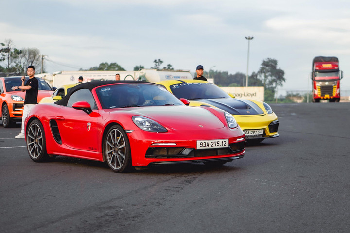 Lamborghini Aventador SV ảnh 6 Lamborghini Aventador SV cùng loạt xe thể thao xuất hiện tại Nha Trang - 6