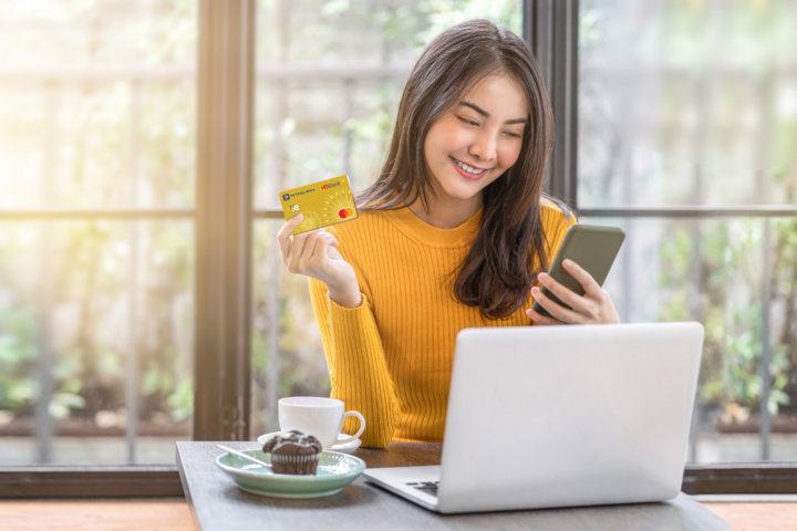 Siêu thẻ HDBank Petrolimex 4 trong 1 'gây sốt' khi hoàn 50% tiền xăng - 1