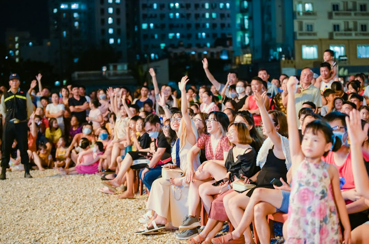 Đêm nhạc Sun Fest hứa hẹn thết đãi du khách những bản nhạc dance cuốn hút - 5