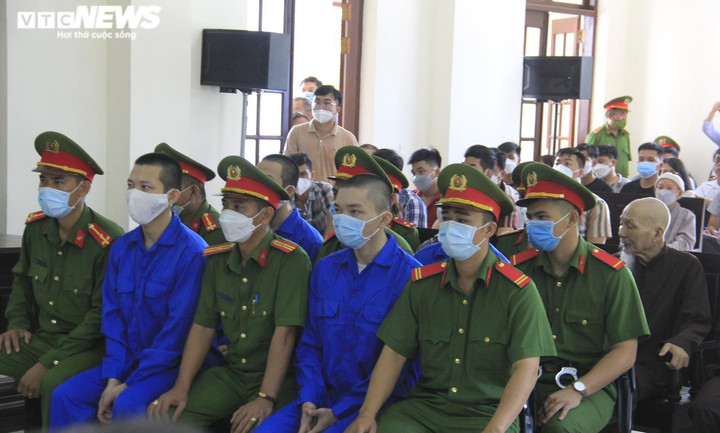 Hoãn phiên tòa xét xử bị cáo Lê Tùng Vân và đồng phạm - 2