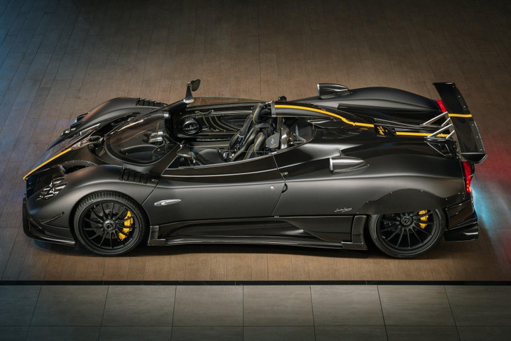 Chi tiết Pagani Zonda Revo Barchetta độc nhất thế giới - 4