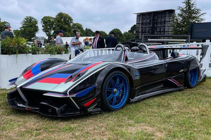 Chi tiết Pagani Zonda Revo Barchetta độc nhất thế giới - 11