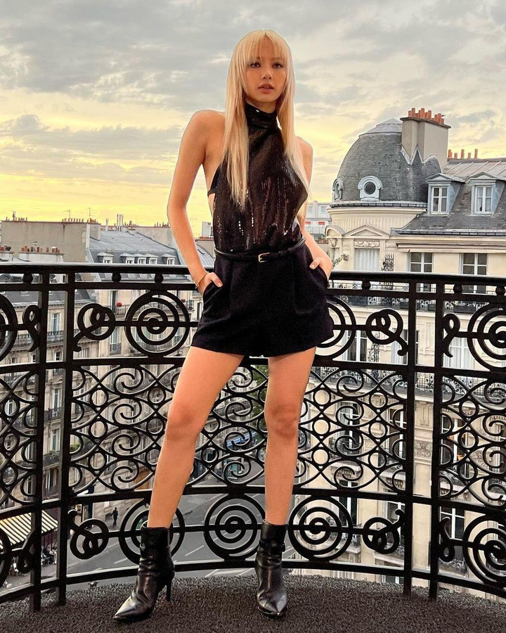 Thiều Bảo Trâm lại copy từ đầu đến chân phong cách Lisa của BlackPink? - 4