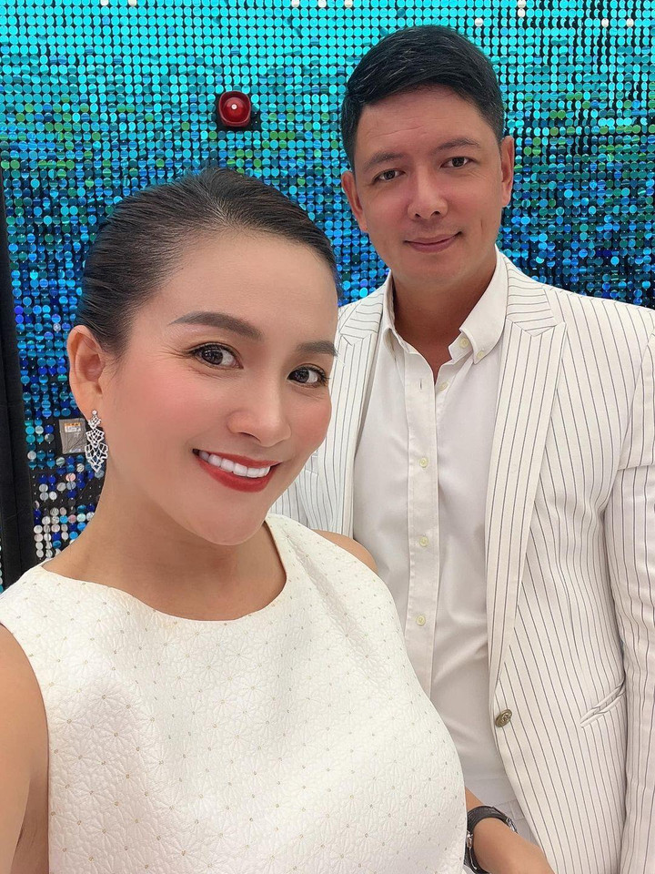 Sao Việt 2/7: Vợ chồng Trường Giang - Nhã Phương khoe con gái đáng yêu - 8