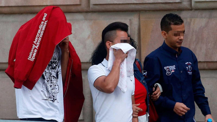 Tây Ban Nha siết chặt luật về tội hiếp dâm sau vụ 'bầy sói ở Manresa' - 2