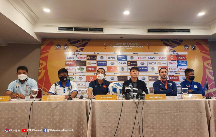 HLV Đinh Thế Nam đánh giá cao Ronaldo của U19 Indonesia - 1