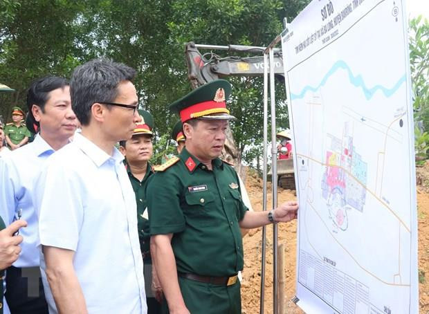 Phó Thủ tướng Vũ Đức Đam tri ân các anh hùng liệt sỹ tại Quảng Trị - 2