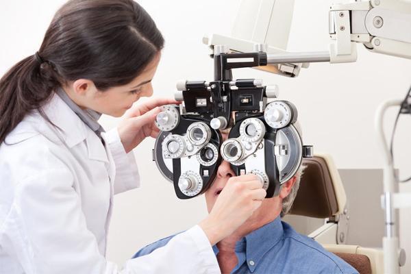 Đôi mắt tiết lộ gì về sức khỏe của bạn? - 1