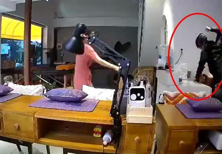 Chuyển hồ sơ điều tra vụ nam thanh niên đánh dã man cô gái trong spa ở Đà Nẵng - 1