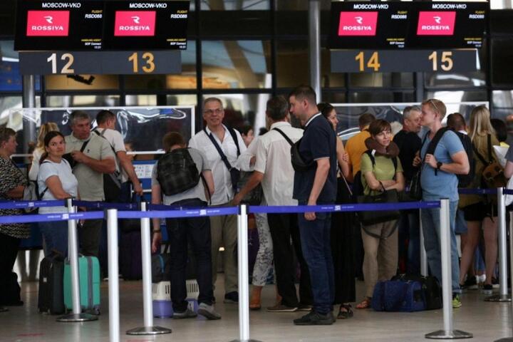 70 nhà ngoại giao Nga bị trục xuất khỏi Bulgaria - 1