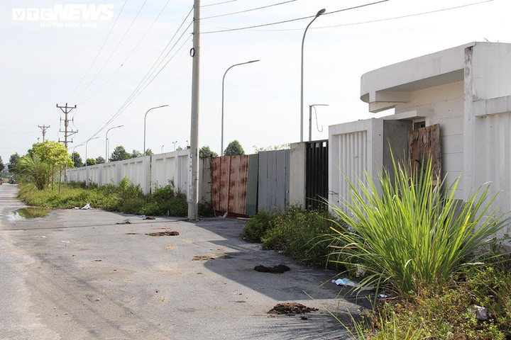 Cảnh hoang tàn, ngổn ngang trong dự án Bệnh viện Bạch Mai Hà Nam nghìn tỷ - 8