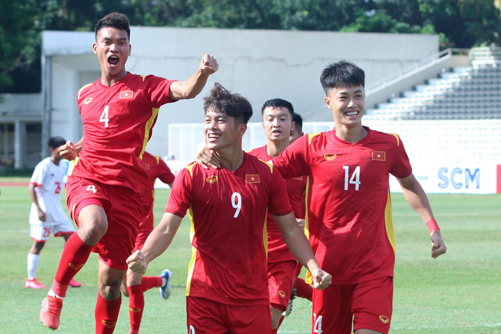 Trực tiếp bóng đá U19 Việt Nam 4-1 U19 Philippines: Quốc Việt lập cú đúp - 2