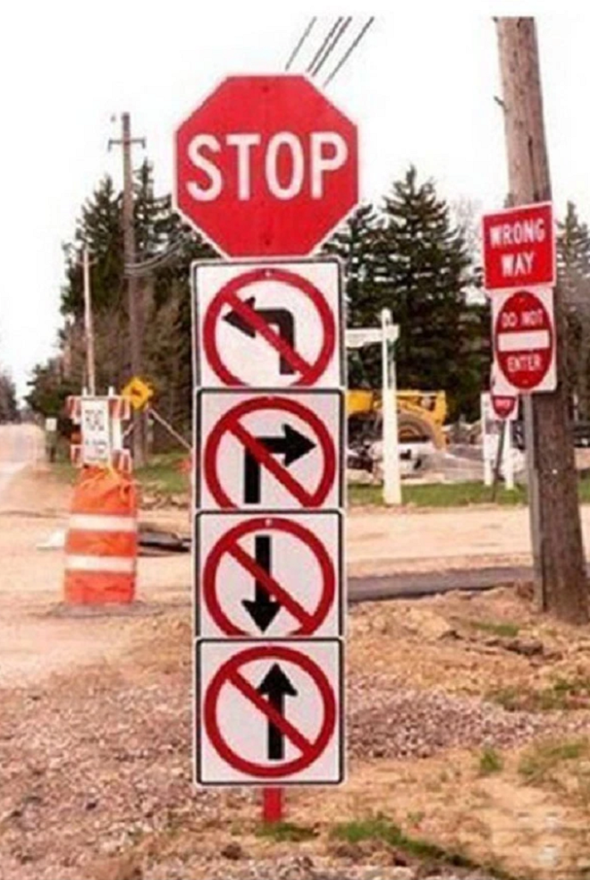 Hú hồn với những biển cảnh báo nhìn vào cứ ngỡ lạc đến hành tinh khác - 1