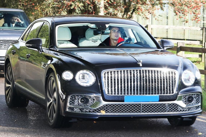 4 siêu xe Ronaldo sẽ mang đi khỏi Manchester nếu rời MU - 6