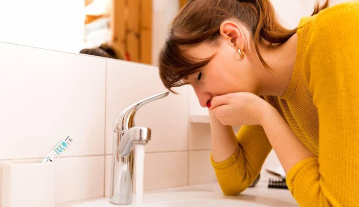 Thấy 2 trong số 8 dấu hiệu dưới đây, có thể bạn bị ung thư đường ruột - 2