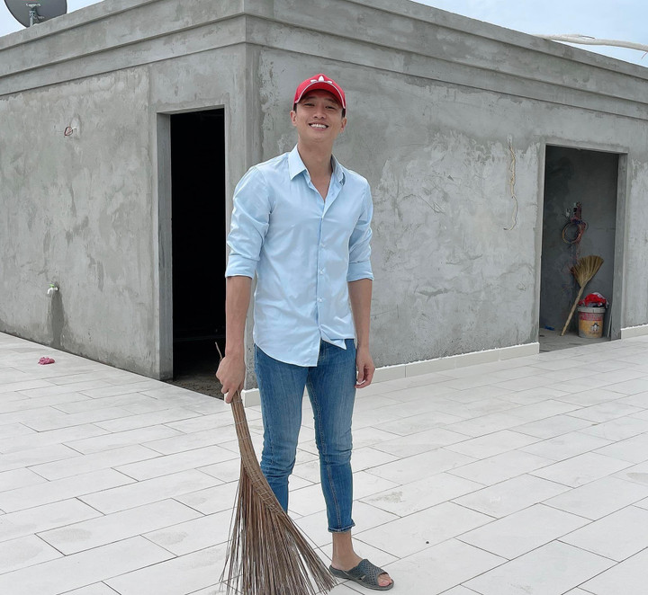 Sao Việt 8/7: Cát Phượng tự hào khi con trai là thủ khoa - 6