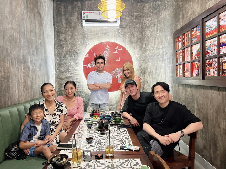 Sao Việt 8/7: Cát Phượng tự hào khi con trai là thủ khoa - 3