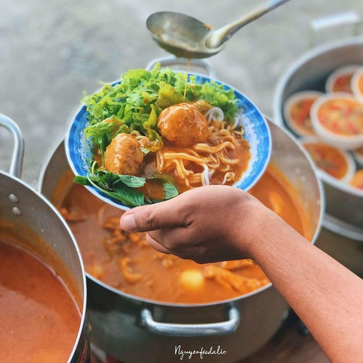 Món bánh nức tiếng Cà Mau khiến thực khách toát mồ hôi vẫn không thể ngừng ăn - 2