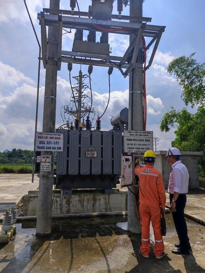 Cấp điện an toàn, ổn định cho gần 1.000 điểm thi tốt nghiệp THPT năm 2022 - 2