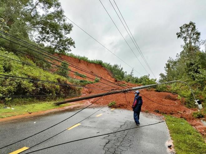 Thời tiết ngày 9/7: Mưa dông khắp 3 miền - 1