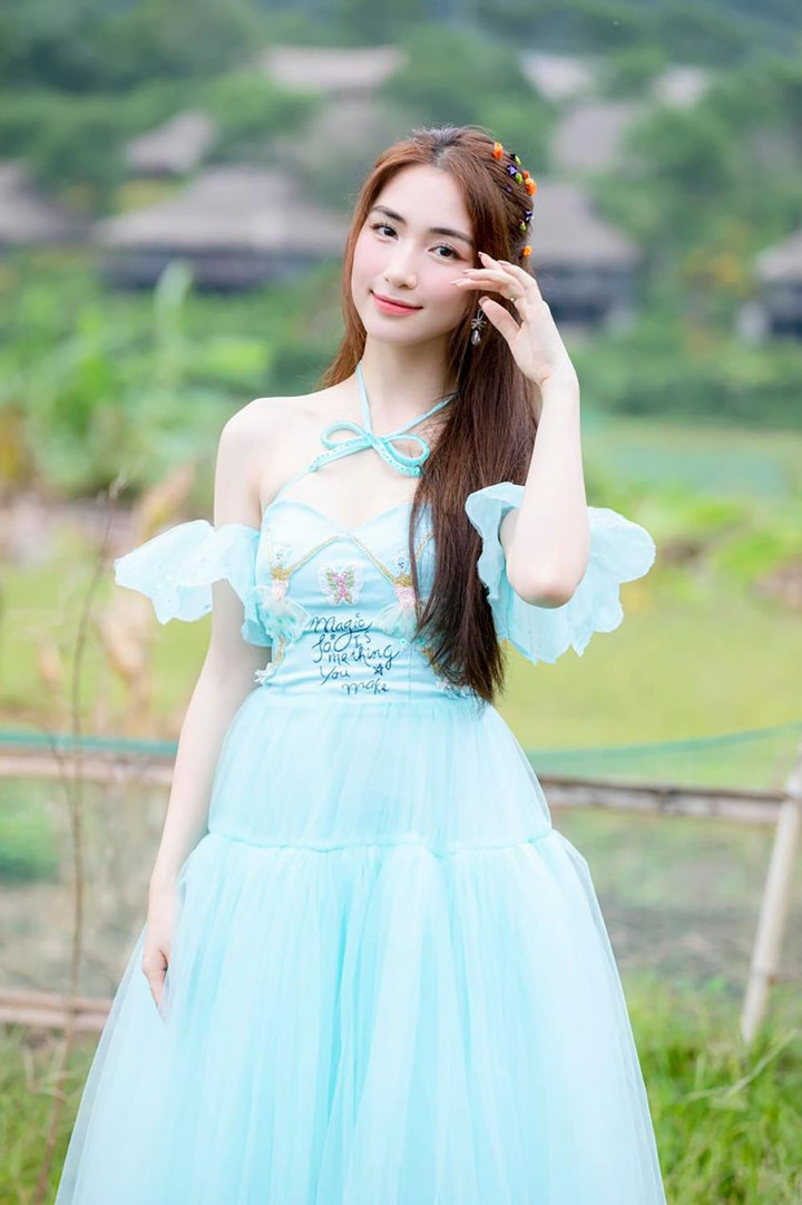 Sao Việt 11/7: Con trai út và bạn gái mới của Bằng Kiều lộ diện - 5