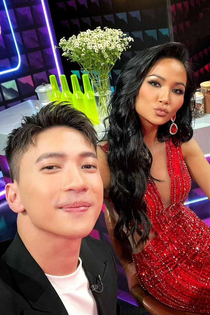 Sao Việt 11/7: Con trai út và bạn gái mới của Bằng Kiều lộ diện - 2