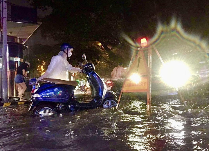 Tuần tới miền Bắc đón mưa dông, Biển Đông khả năng có áp thấp - 1