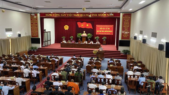 Thủ tướng kêu gọi người dân tích cực tham gia tiêm vaccine phòng COVID-19 - 1