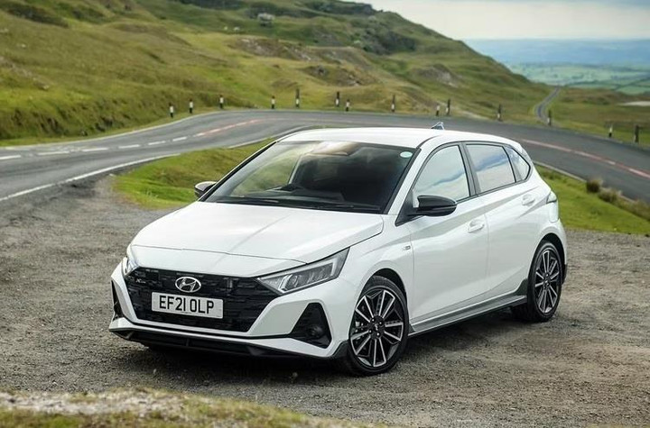 Những mẫu xe nhỏ gọn có tốc độ đáng kinh ngạc - 5