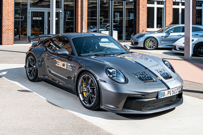 Chi tiết chiếc Porsche 911 GT3 độc nhất thế giới - 1