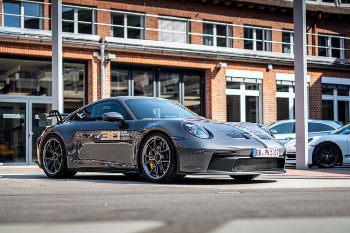 Chi tiết chiếc Porsche 911 GT3 độc nhất thế giới - 9