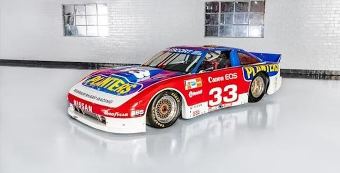 Bộ sưu tập xe đồ sộ của siêu sao Tom Cruise - 7