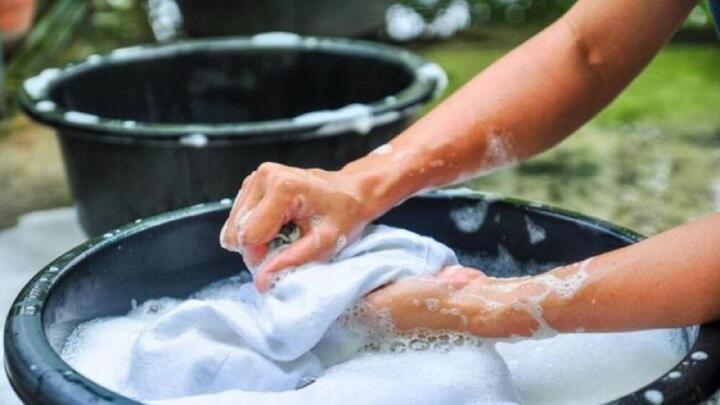 Vì sao nên sử dụng nước giặt thay cho bột giặt? - 2