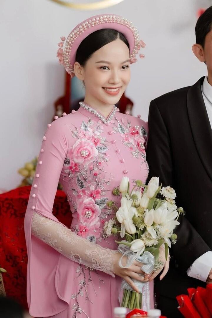 Loạt mỹ nhân Việt giấu nhẹm tên tuổi chồng đại gia - 9