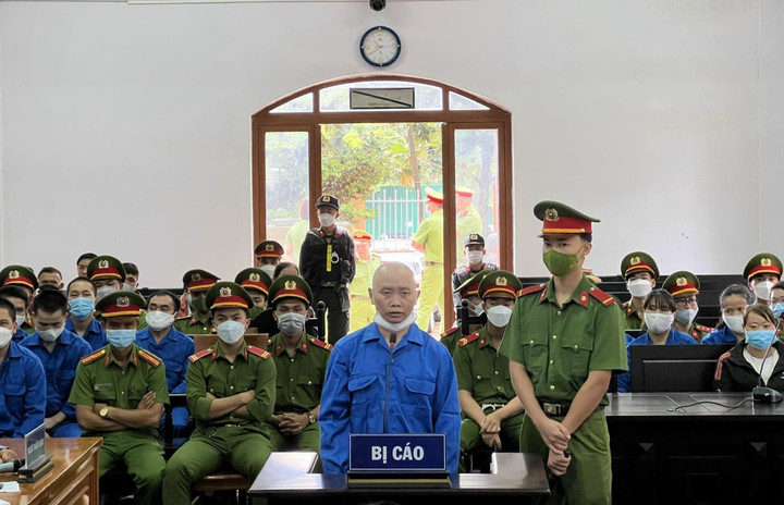 Tử hình kẻ buôn ma túy, phá còng tay bỏ trốn sau khi bị bắt - 1