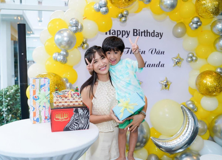 Diễn viên Nguyệt Ánh tự tay tổ chức tiệc sinh nhật tròn 4 tuổi cho con trai - 1