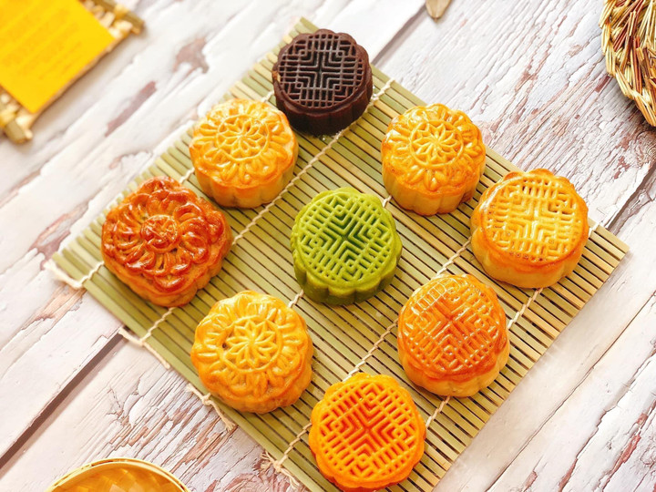 Chưa đến Rằm Tháng Tám, bánh trung thu đã ngập tràn chợ mạng - 2