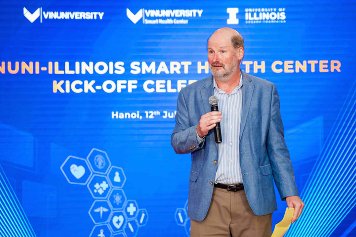 Ra mắt 'Trung tâm nghiên cứu sức khoẻ thông minh' tại Đại học VinUni - 4