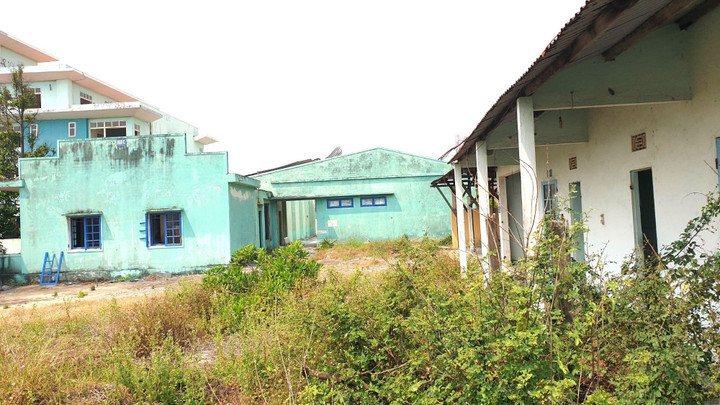 Cận cảnh bệnh viện bỏ hoang giữa khu 'đất vàng' ven biển Đà Nẵng - 6