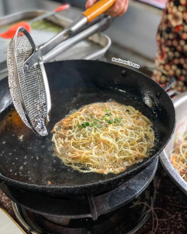 Pizza hủ tiếu - món ăn nghe Tây nhưng lại đậm sắc Việt được 'săn lùng' ở Cần Thơ - 3