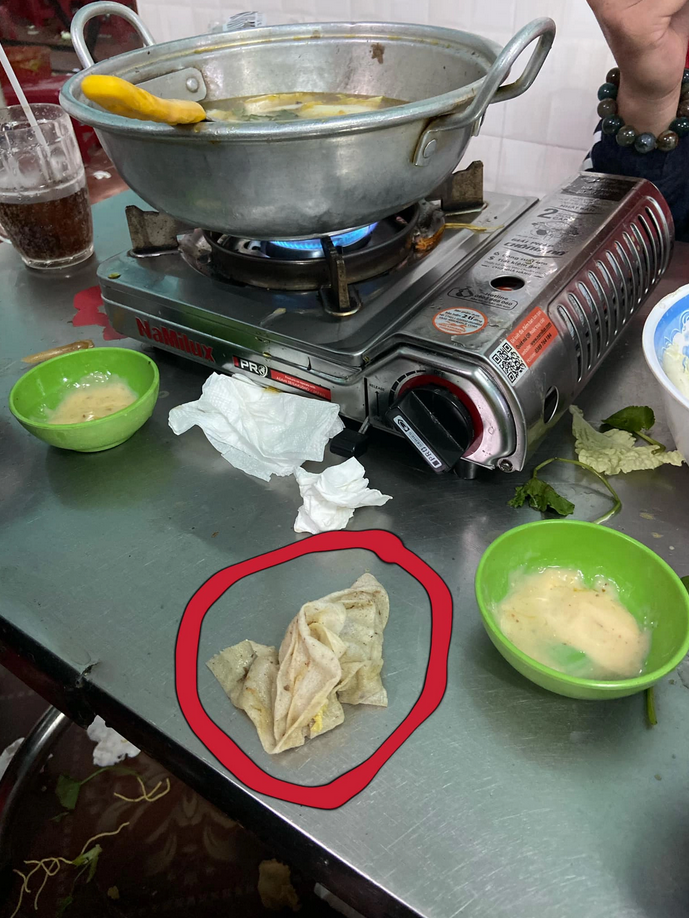 Những nồi lẩu khiến thực khách 'toát mồ hôi' nhưng không phải vì cay - 9