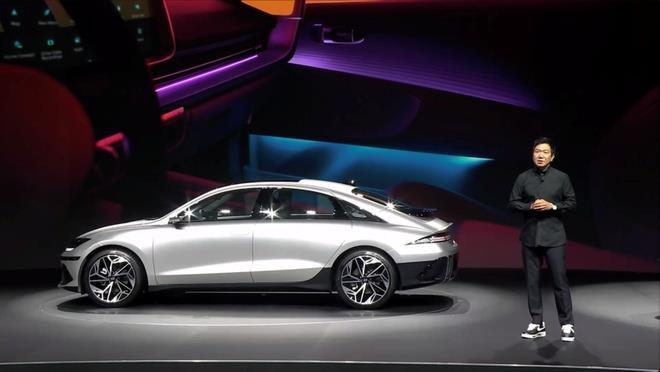 Hyundai trình làng sedan chạy điện Ioniq 6 - 1