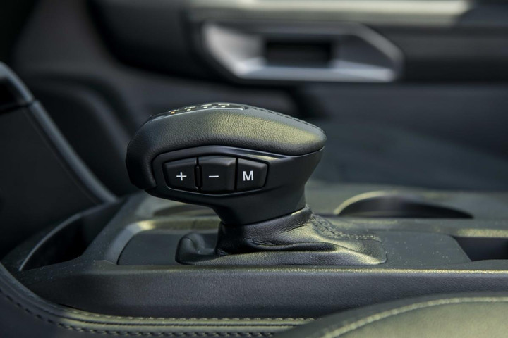 Ford Everest thế hệ mới: Tài sắc vẹn toàn - 13