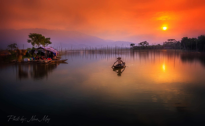 Ngắm hoàng hôn tuyệt mỹ tại hồ nước ghi dấu ấn truyền thuyết Sơn Tinh-Thủy Tinh - 6