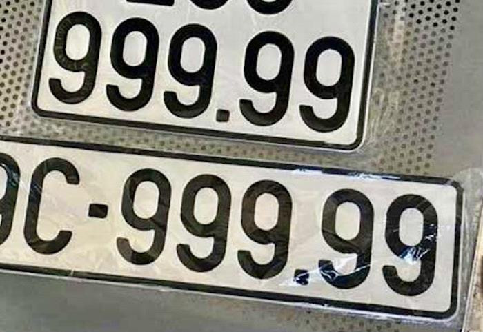 Sai phạm trong cấp biển số xe tại An Giang: Khởi tố, bắt tạm hai bị can - 1