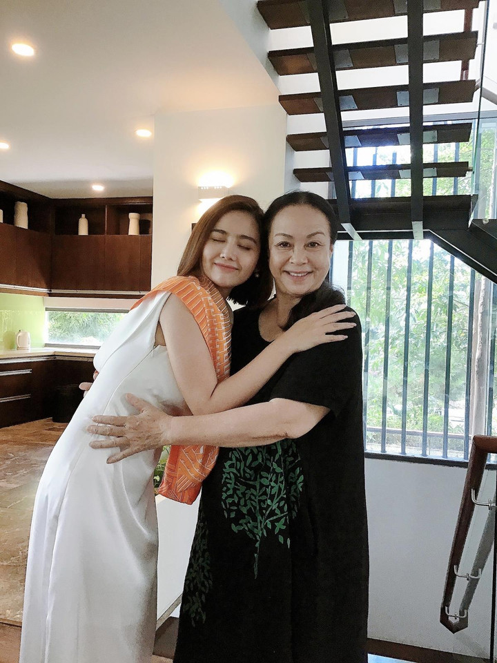 'Thương ngày nắng về' đóng máy, Phan Minh Huyền cảm ơn Vân Trang - 3